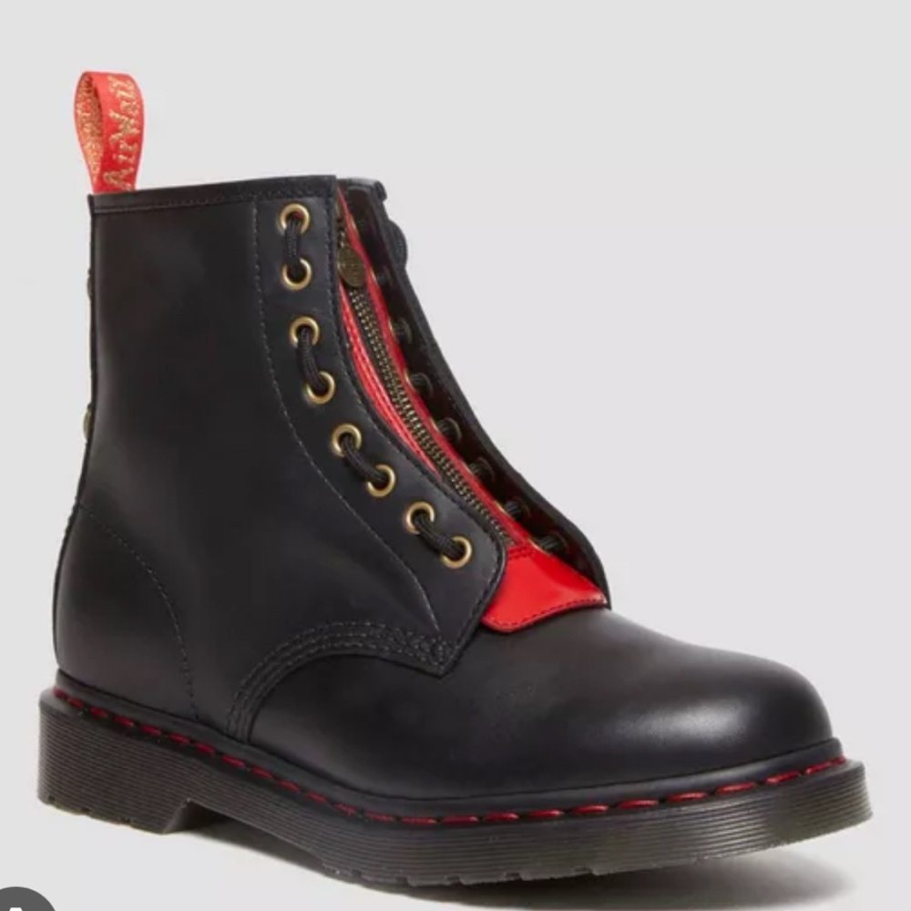 1460 YEAR OF THE RABBIT LEATHER LACE UP BOOTS
